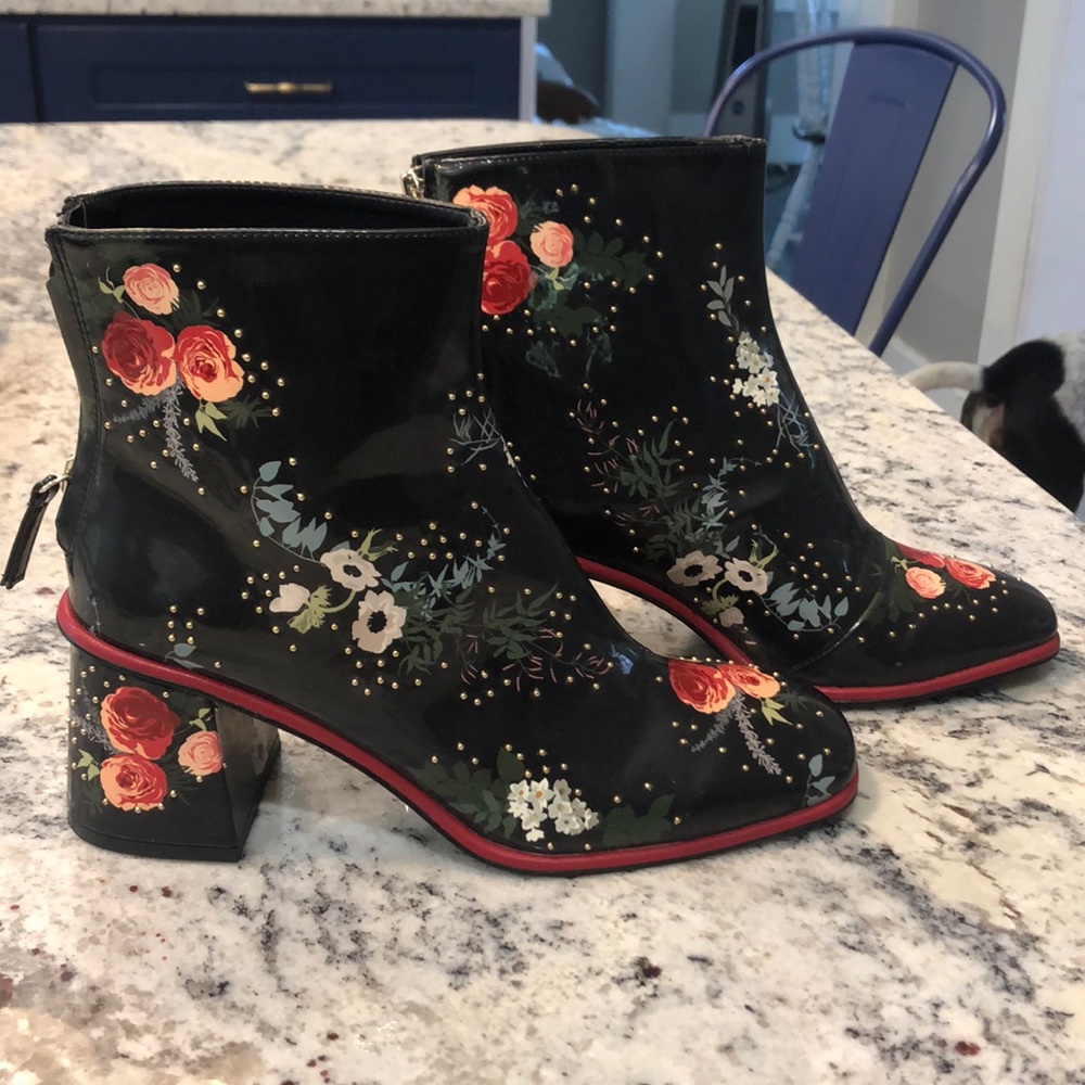 Zara Black Printed Faux Floral Patent Ankle Boot